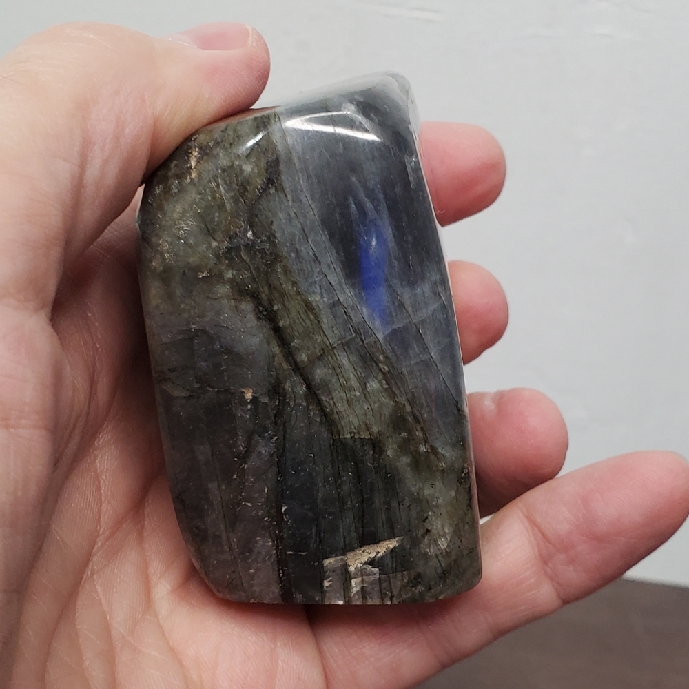Labradorite Crystal Freeform - Picture 8 of 17